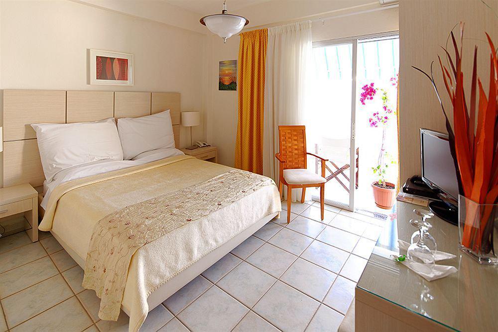 Akrogiali Exclusive (adults Only) 3*